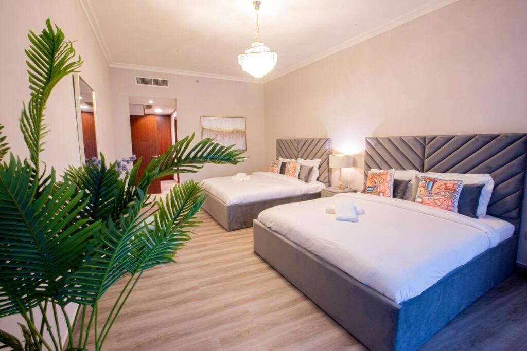 Magnificent 2 Bedroom With Stunning Burj Khalifa View ドバイ エクステリア 写真